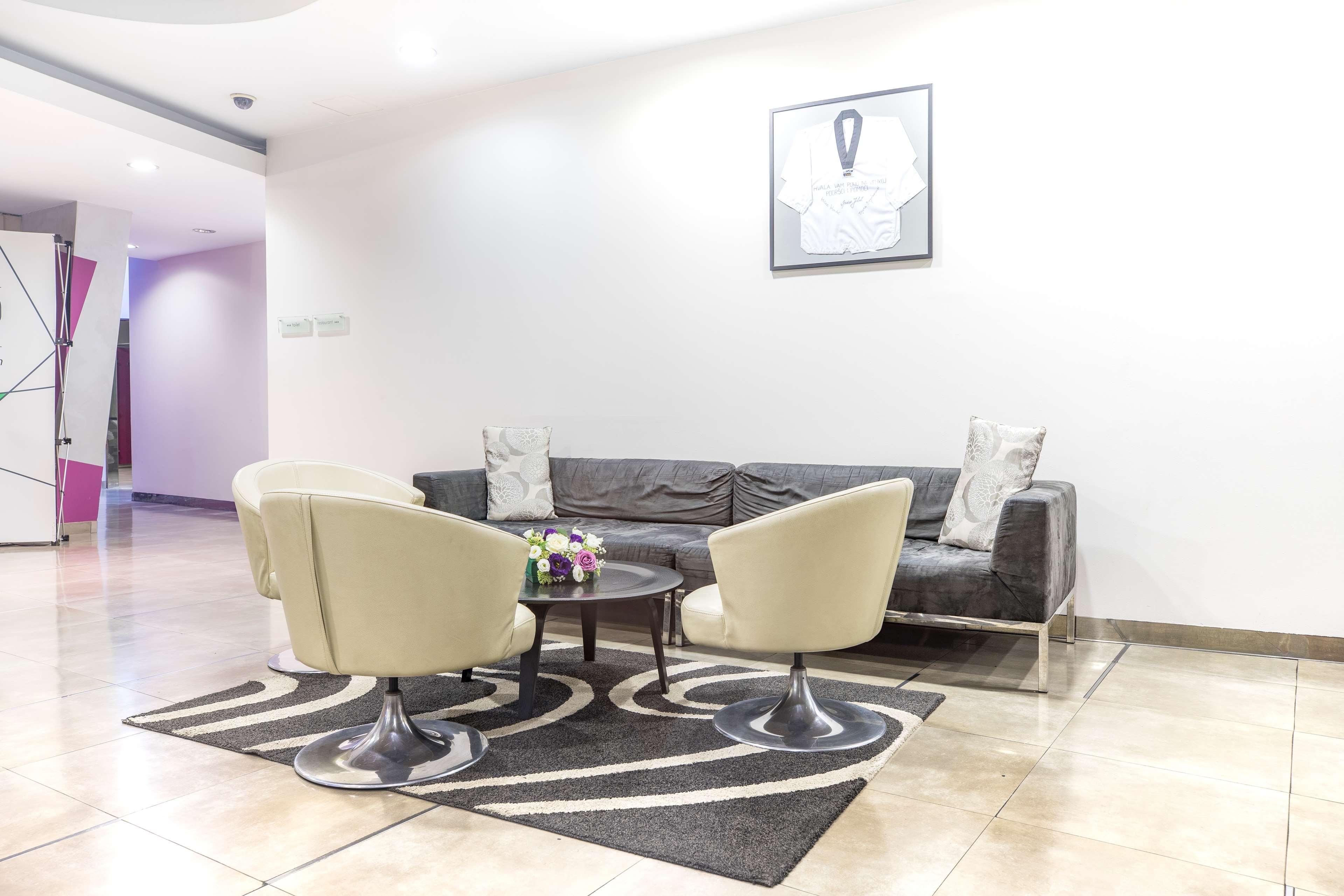 Nobel Zira Hotel Белград Екстериор снимка
