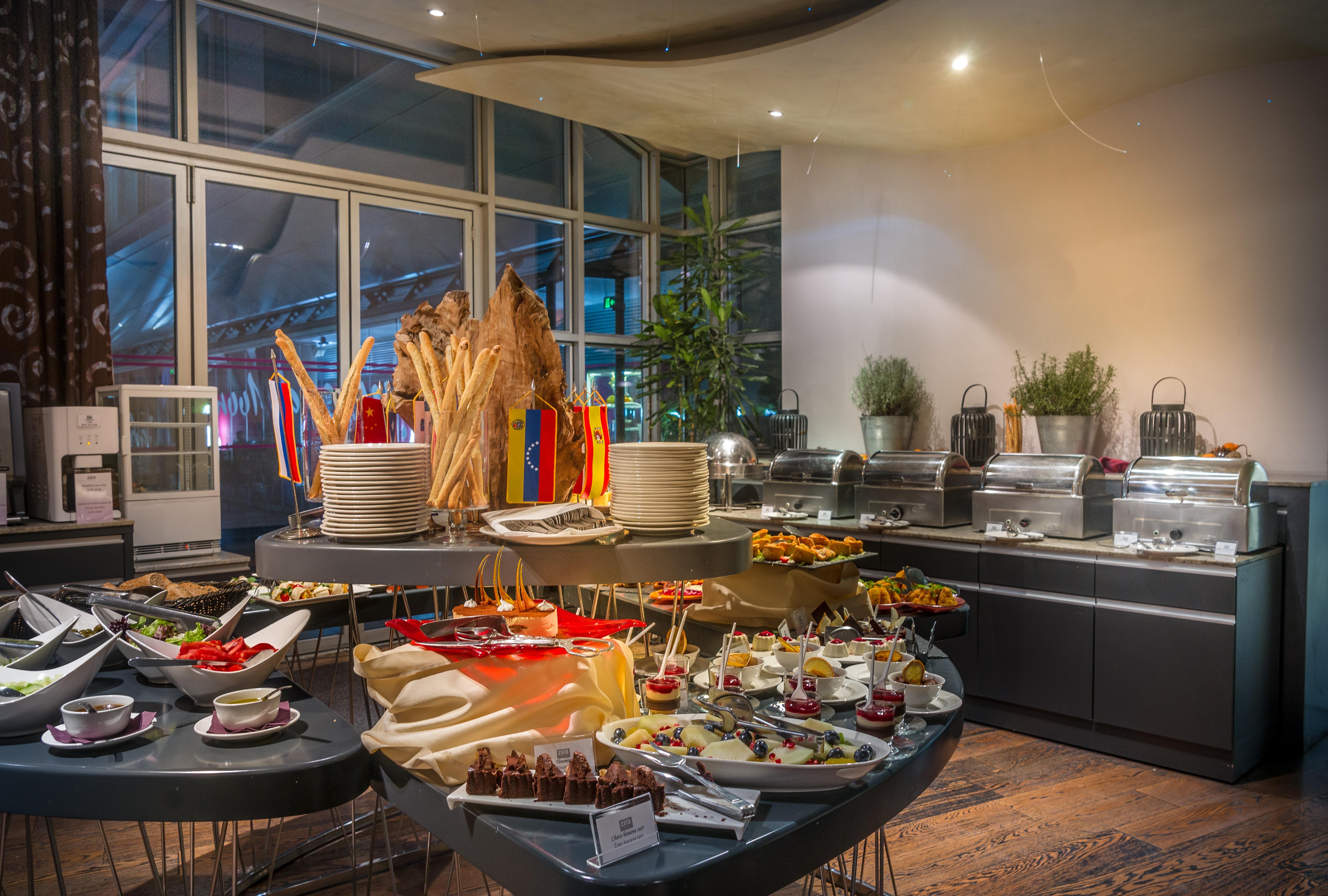 Nobel Zira Hotel Белград Екстериор снимка