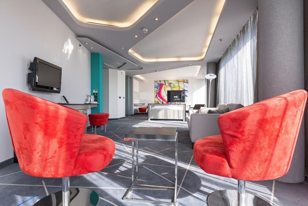 Nobel Zira Hotel Белград Екстериор снимка